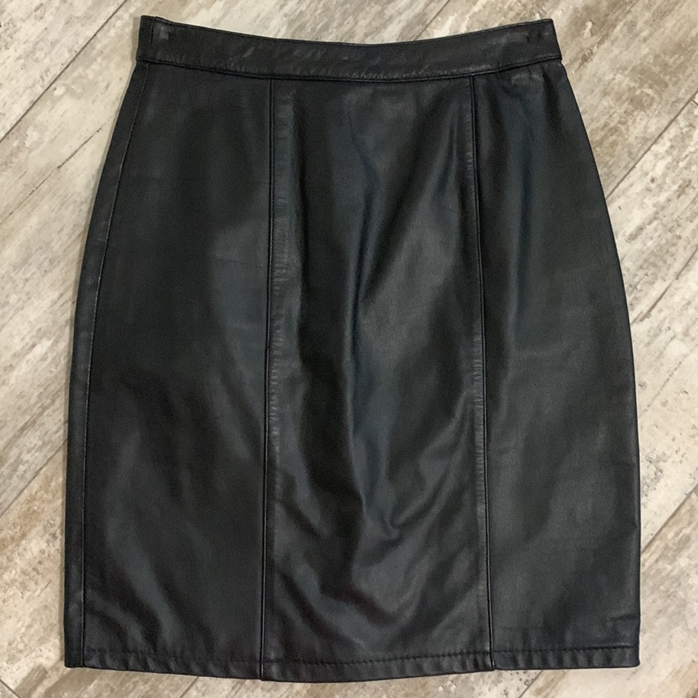 G III black leather skirt